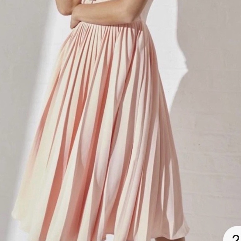 The Eight Sign Sleeveless Peach Midi Pleated Dress SZ 4 - Picture 3 of 4